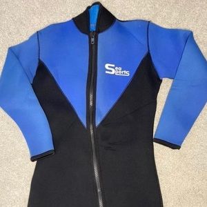 Wetsuit